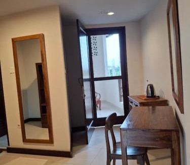 Medan Hotel | The Castle Medan Penginapan Syariah