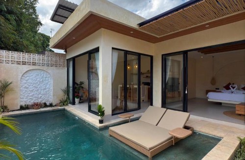 Penestanan Villa | The Daryana Villa