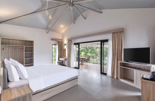 Sukaraja RV Rental | The Glamping @ARTOTEL Pelangi Park