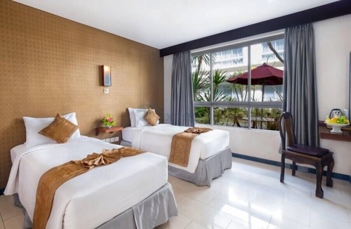 Kuta Hotel | The Kanjeng Suites Kuta Galeria - Bali