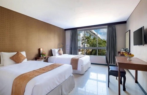 Kuta Hotel | The Kanjeng Suites Kuta Galeria - Bali