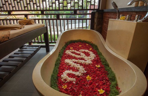 Kemenuh Hotel | The Mudru Resort by GenuineHost