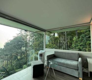 Megamendung Hotel | The Pine Forest Villas