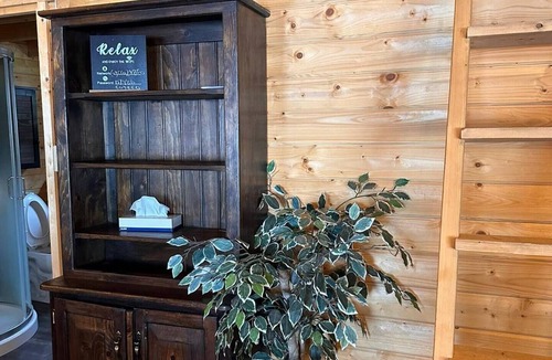 Seguin Cottage | This cottage is a 3 bedroom(s), 1 bathrooms, located in Parry Sound, , ON .