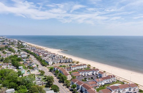 Buckroe Beach Apartment | Three blocks from the beach