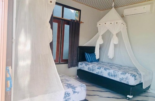 Rote Island Apartment | Tirosa