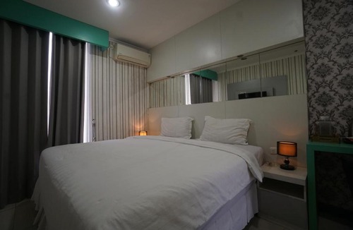 Gresik Hotel | Townhouse Oak Hotel Damar Kurung