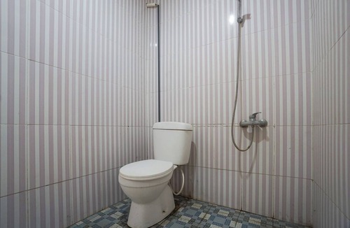 Gresik Hotel | Townhouse Oak Hotel Damar Kurung