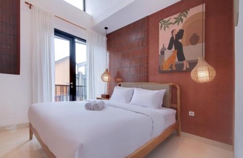 Pamulang House | Trevista With Private Pool