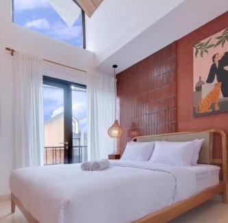 Pamulang House | Trevista With Private Pool