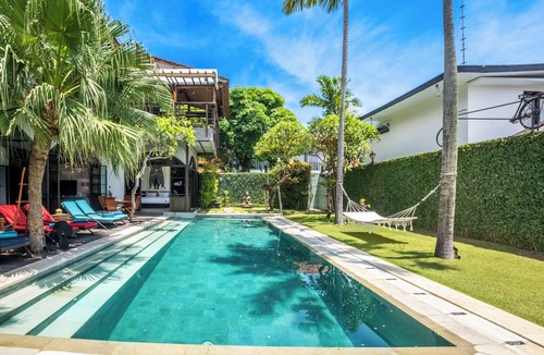 Petitenget Villa | Unique 6 Bdrm Villa In Central Seminyak