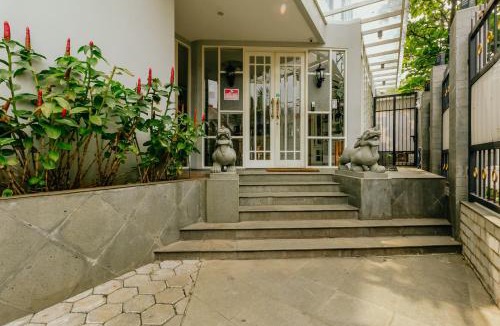 Jakarta Hotel | Urbanest Inn House TB Simatupang