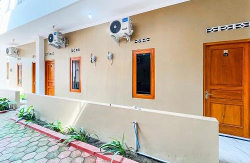 Klaten House | Urbanview Aksara Living near Prambanan Temple