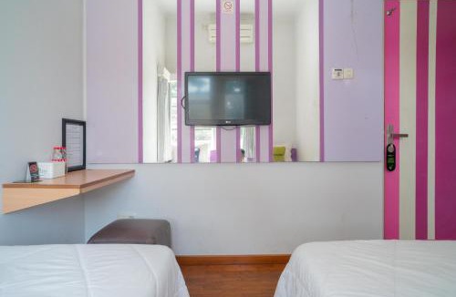 Kauman Hotel | Urbanview Hotel FiFFa Kauman Malang