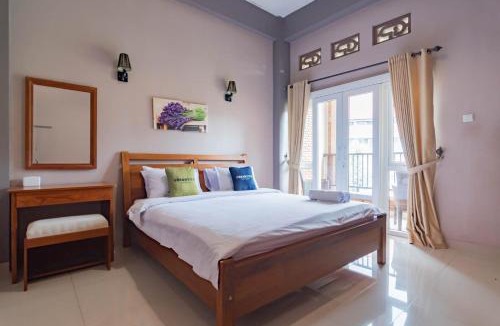 Cisarua Hotel | Urbanview Hotel Syariah Insani Cisarua Puncak