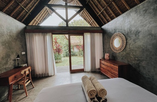Pecatu Bed & Breakfast | Villa Amantes Bingin