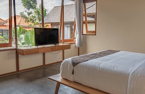 Pererenan Villa | Villa Avyathi at Anandathu Villas - Tropical 2BR Contemporary Villa in Canggu
