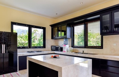 Gerokgak Villa | Villa Bali Il Mare - Luxury 4 Bedroom Villa, Beachfront Private Villa