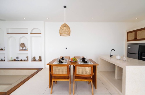 Sunset Road Villa | Villa Bellora by Pertama Stay