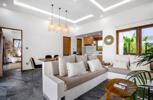 Batuan Villa | Villa Grateful in Kecamatan Sukawati