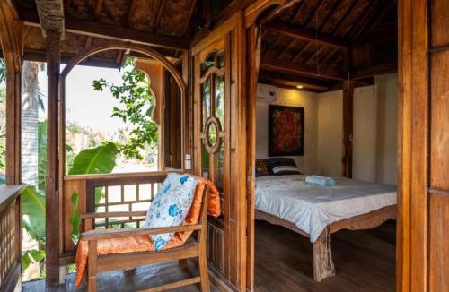 Senggigi Bed & Breakfast | Villa Honey