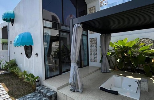 Parongpong Villa | Villa Istana Damar
