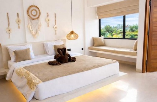 Kediri Villa | Villa Jaya Luxury 3 Bed Room Villa Private Pool Jacuzzi 5 minutes from Nuanu