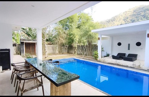 Senggigi Villa | Villa Julia
