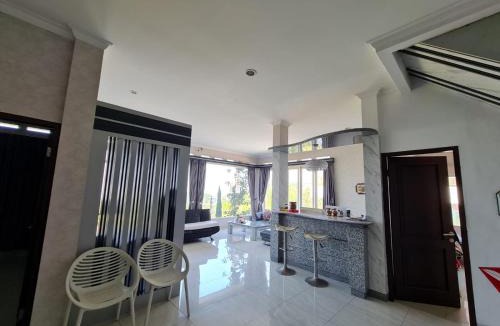 Parongpong Villa | Villa Mahlin 3 kamar