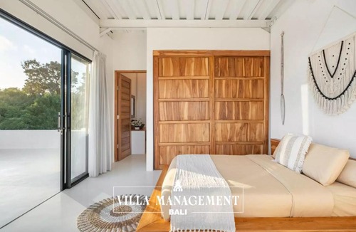 Pecatu Villa | Villa Maracuya in Pecatu Bali - Spacious 3 Bedroom with Pool