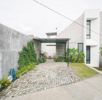 Sedayu House | Villa Mulia Sedayu