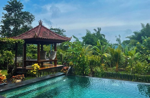 Sidemen Villa | Villa Pastiny Santy Sidemen
