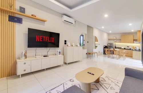 West Bandung House | Villa Punawangi With Jacuzzi & Playstation 5