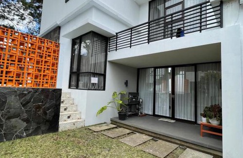 Parongpong Villa | Villa Qfa Syariah