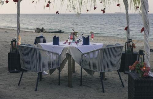 Sekotong Barat Villa | Villa Sundancer Lombok Ocean View with Infinity Pool