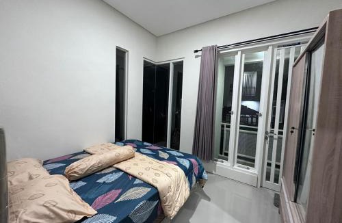Dinoyo Villa | Villa Sunrise F1
