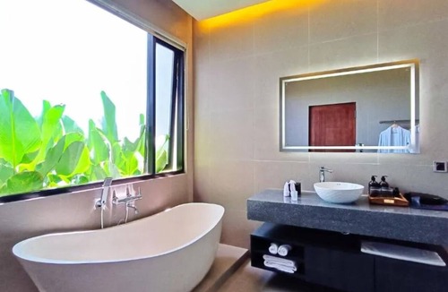 Kuta Villa | Villa Teraumn