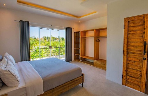 Drupadi Villa | Villa Vamana · Seminyak Beach, Rice Field view 3 bedroom villa
