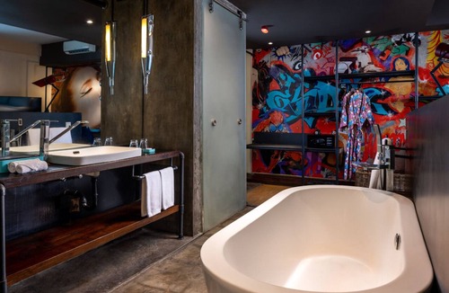Petitenget Hotel | Viva Dash Hotel Seminyak