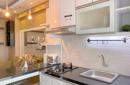 Jatinegara Apartment | Warm And Homey 2Br Bassura City Apartment