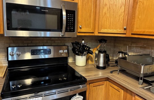 Albrightsville House | Wild Pine Escape. Home with a pool, jacuzzi, private lake, beach, skiing nearby