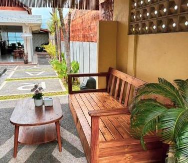Mendoyo Resort | Winners surfing bali resort