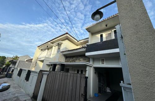 Ciputat Timur House | Witte Huis Cirendeu