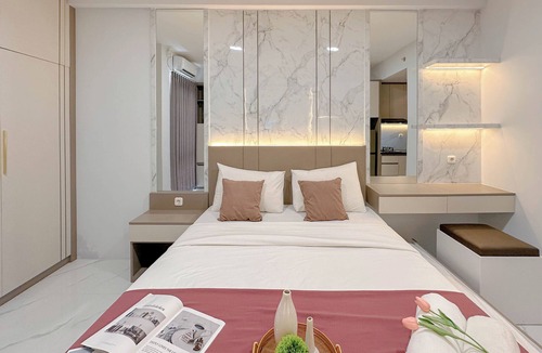 Surabaya Apartment | Wonderful Design Studio At Bale Hinggil Apartment