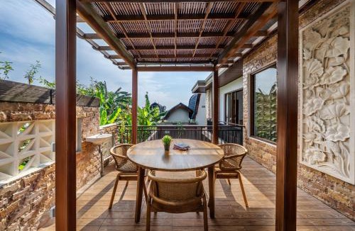 Abiansemal Villa | Yasana Jineng Villa 2 Modern 3 BR Villa with Balcony, Rooftop & New Ameneties