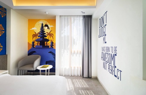Downtown Kuta Hotel | YELLO Hotel Kuta Beachwalk Bali