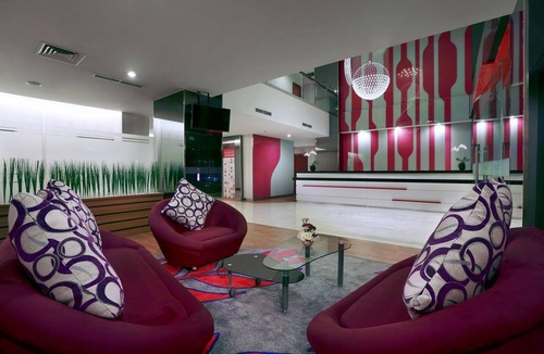 Pekayon Jaya Hotel | Yusra Inn Hotel Bekasi