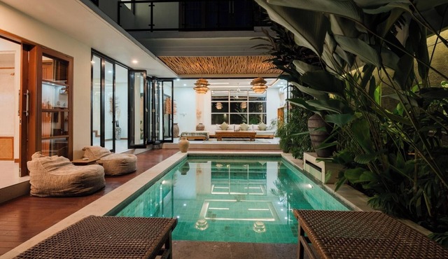 3BR Luxury Canggu Villa | Pool and Sunset Rooftop