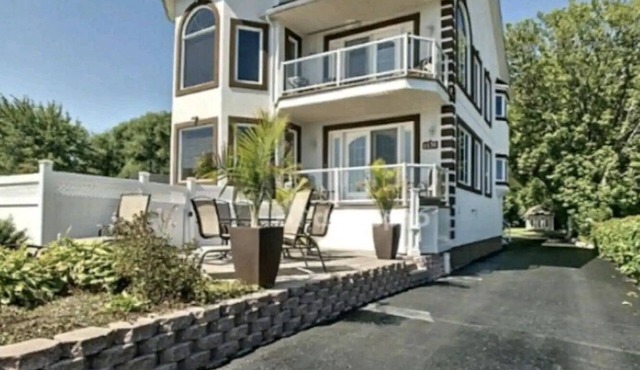 5 Star Apartment in Gatineau