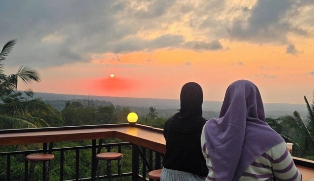 Bale Sunset Inn in Bayan